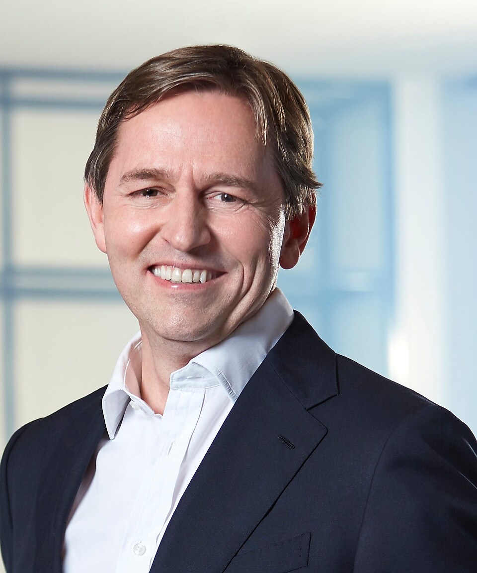 Portrait image of Huibert Vigeveno